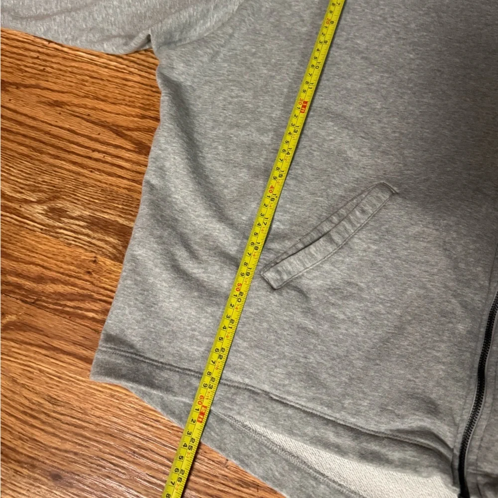Nike pit 31”